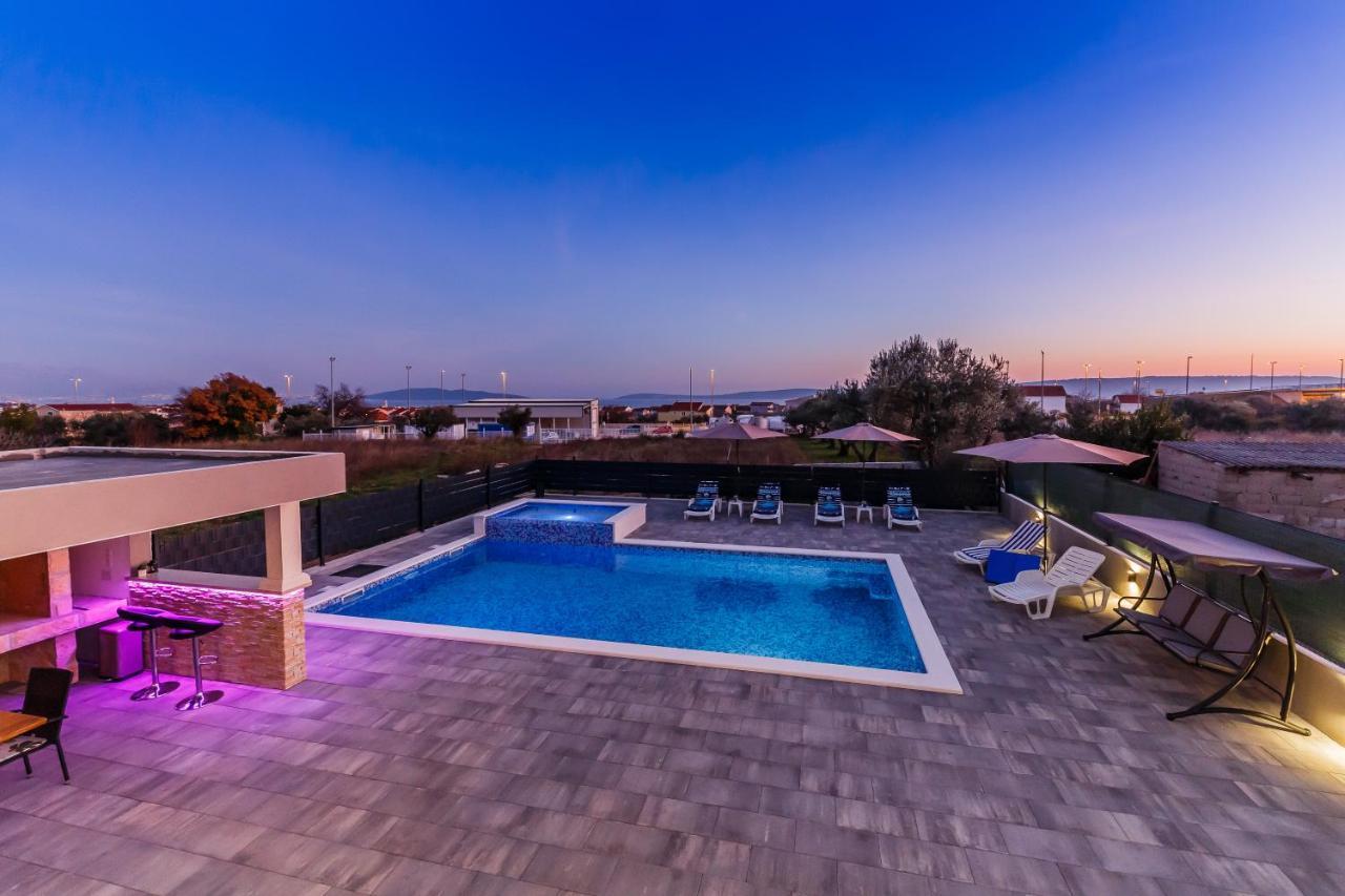 Villa Lamarin Kaštela Екстериор снимка